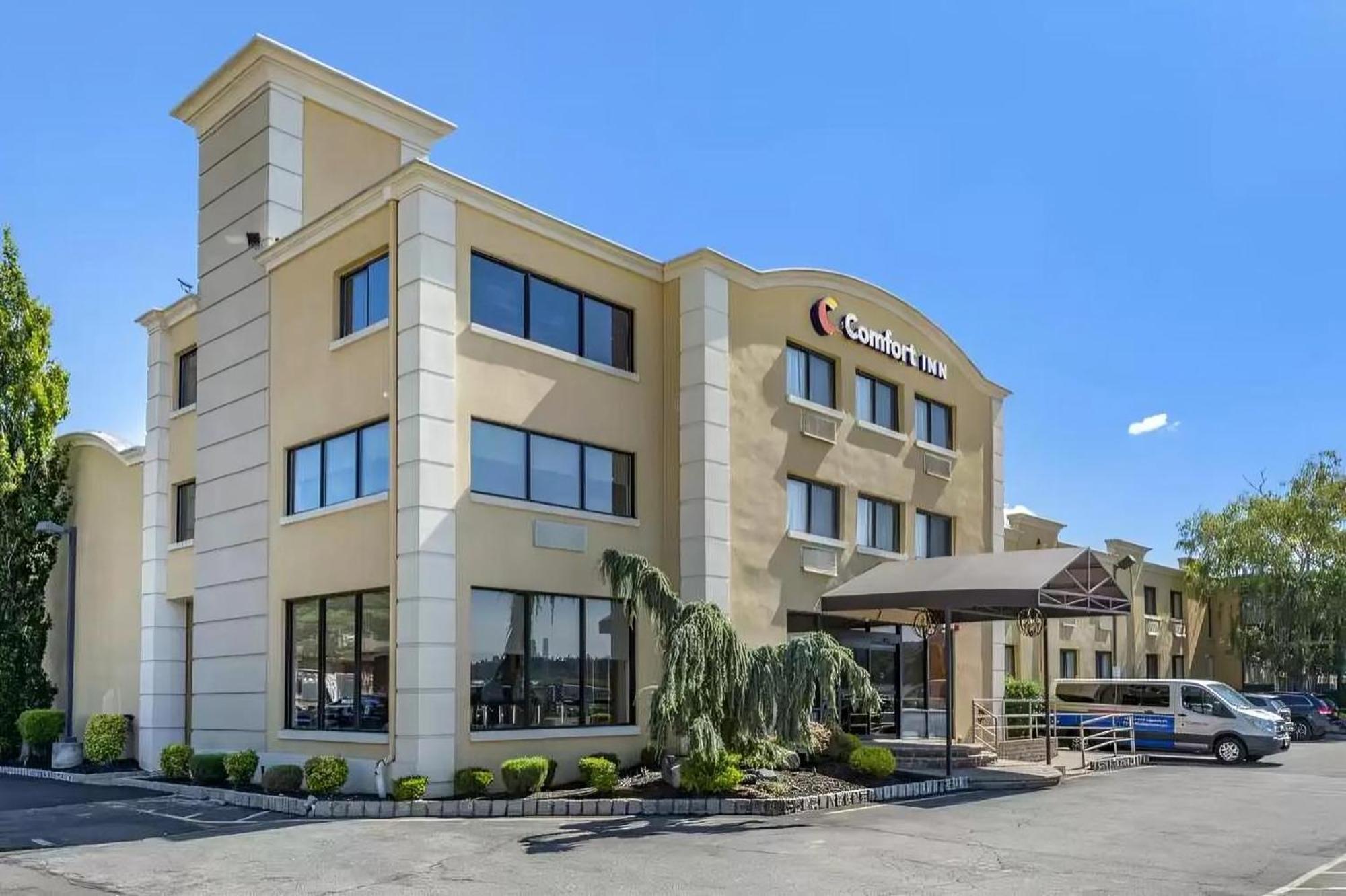 Comfort Inn Edgewater On Hudson River Екстериор снимка