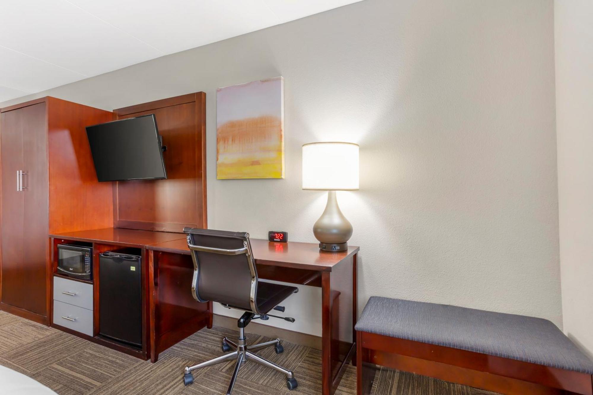 Comfort Inn Edgewater On Hudson River Екстериор снимка