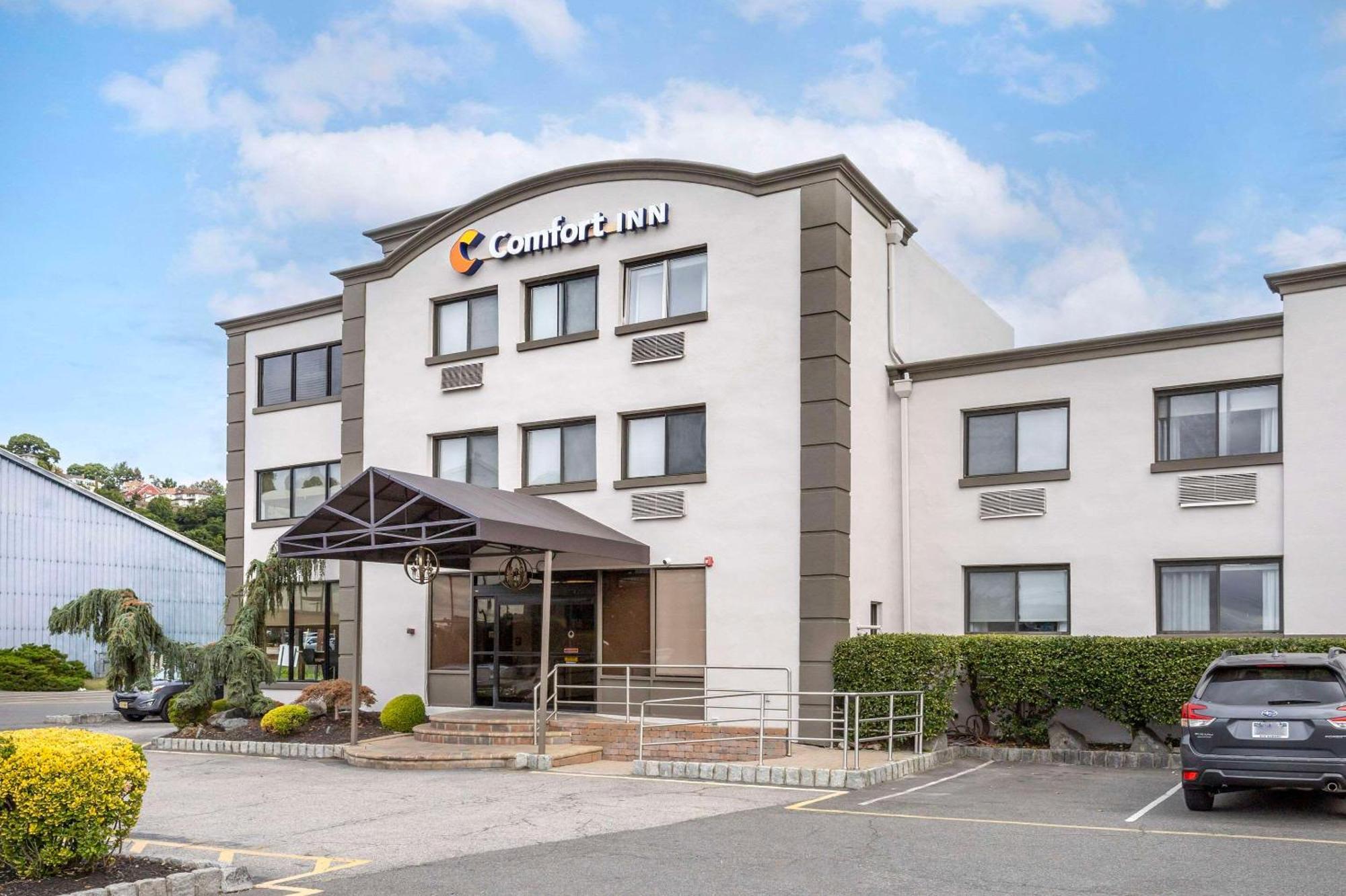 Comfort Inn Edgewater On Hudson River Екстериор снимка