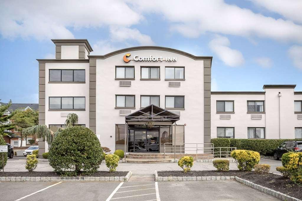 Comfort Inn Edgewater On Hudson River Екстериор снимка